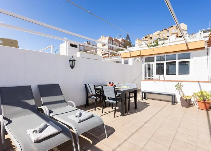 Home2book Relax Caletillas, Terrace & Pool * 坎德拉里亚